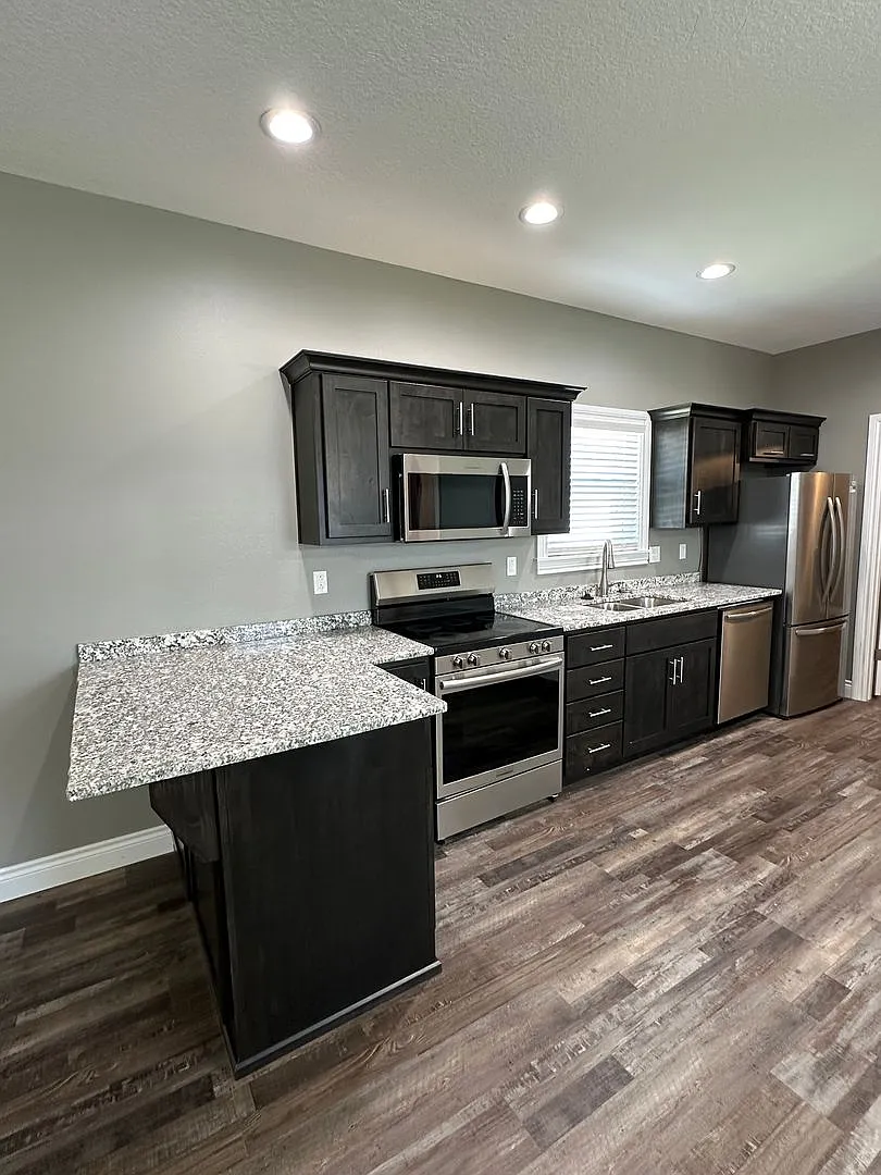 For lease: 2 Bed, 2 Bath Home Rural Neosho- $1095.90/Mo| Pet Friendly — Photo 4