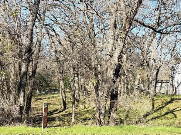 7218 Alcove St, Azle, TX 76020