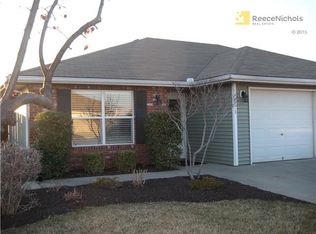 2213 Thomas St, Pleasant Hill, MO 64080