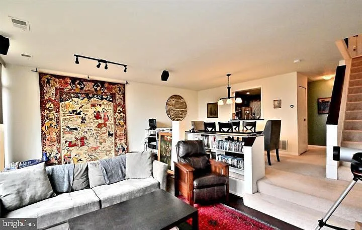 2212 S Randolph St #1 — Photo 21