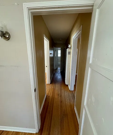 722 W 9th St — Photo 22