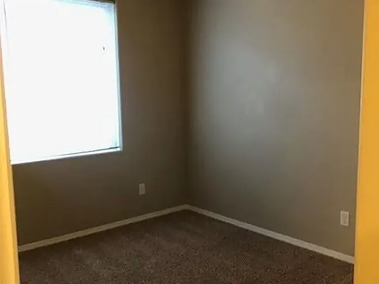 2661 NW Brianna St — Photo 11