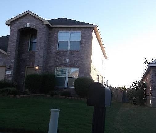 3rd image of 800 Piedmont Dr