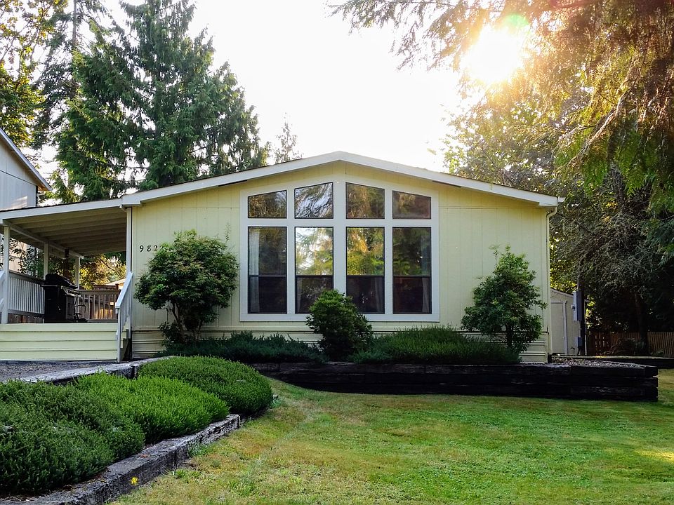 9822 Channel Dr NW, Olympia 