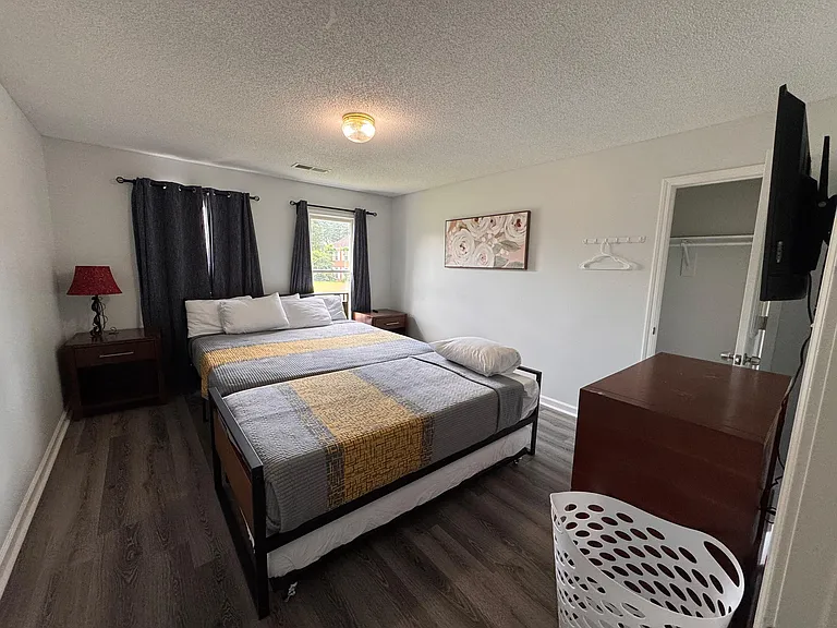 8843 Overlea Cv — Photo 36