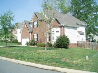 9306 Autumn Applause Dr, Charlotte, NC 28277