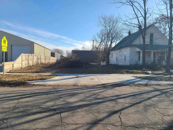 332 N Pennsylvania Ave, Wichita, KS 67214