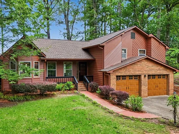 382 Indian Lake Ct, Hiram, GA 30141