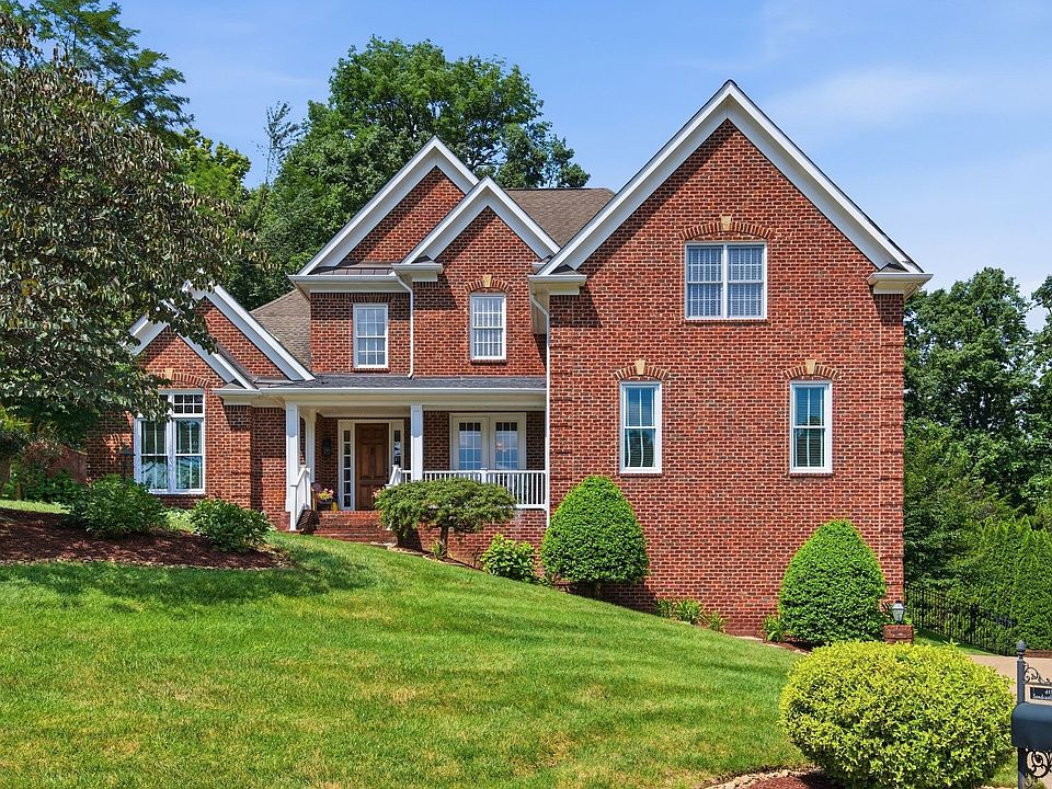 1st image of 417 Sandcastle Rd