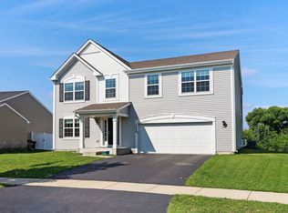 1224 Viola Ln, Volo, IL 60073