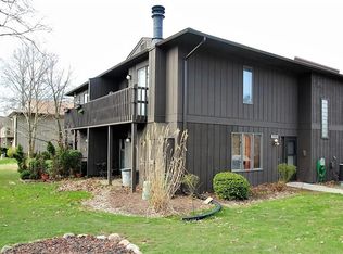 7300 Creekwood Dr #3A, North Royalton, OH 44133