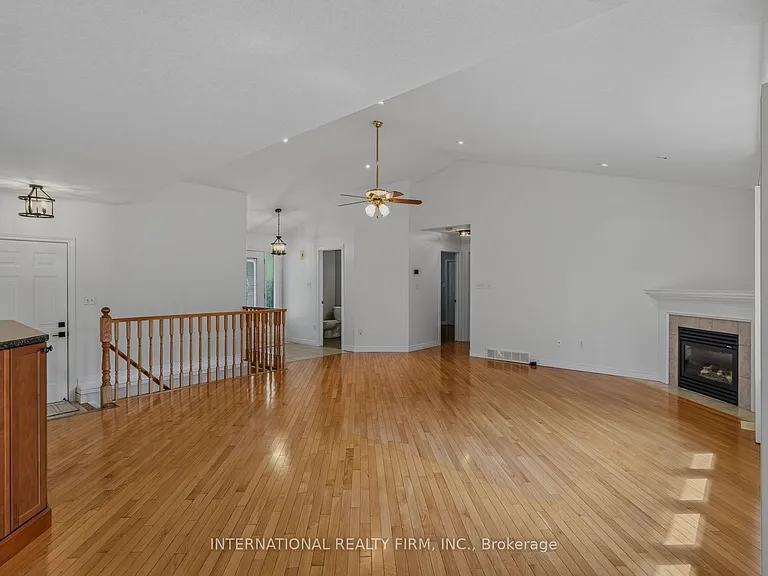 18 Sea Breeze Dr — Photo 11