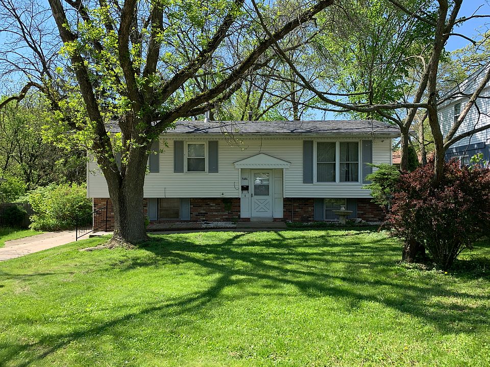 1st image of 3606 W Warwick Dr