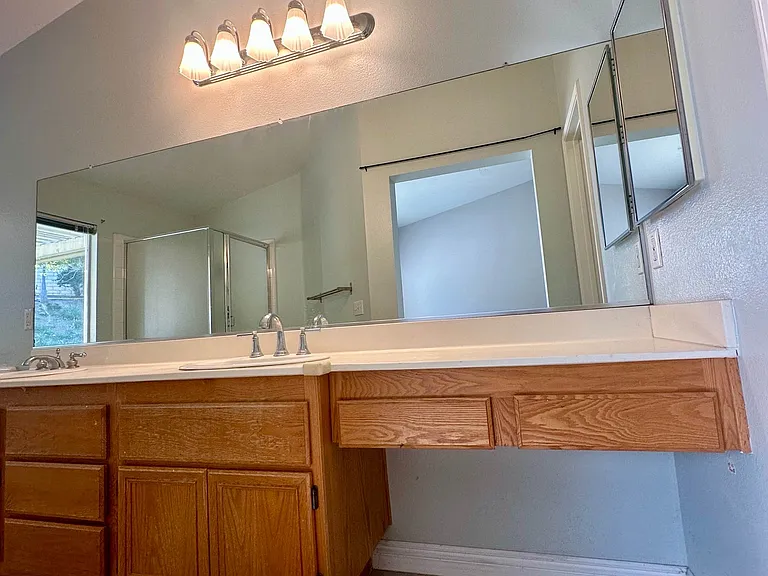 240 Sierra Madre Way — Photo 34