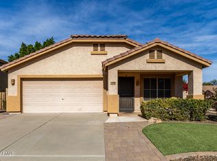 7408 W Abraham Ln, Glendale, AZ 85308