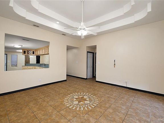 3rd image of 15915 Monte Carlo Ln