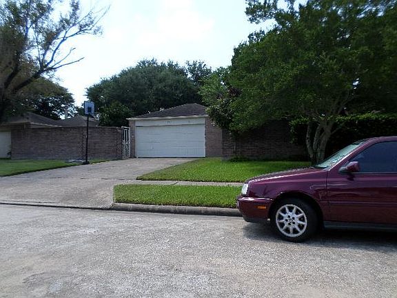 3rd image of 7430 Marisol Dr