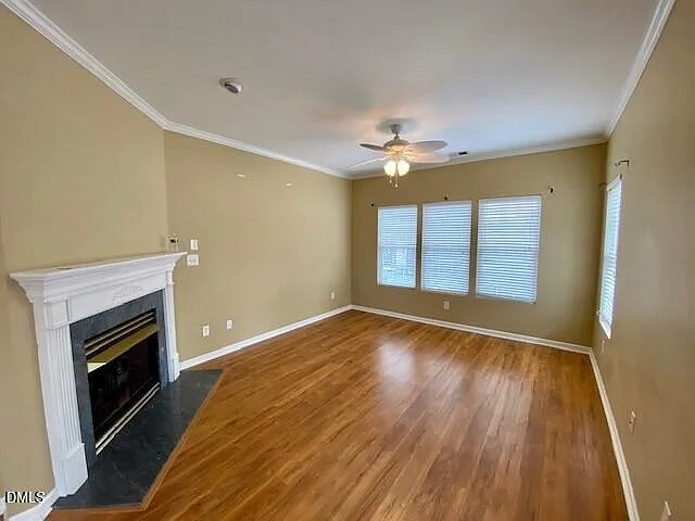 2 bed, 2.5 bath, 1280 sqft, $1,400 — Photo 2
