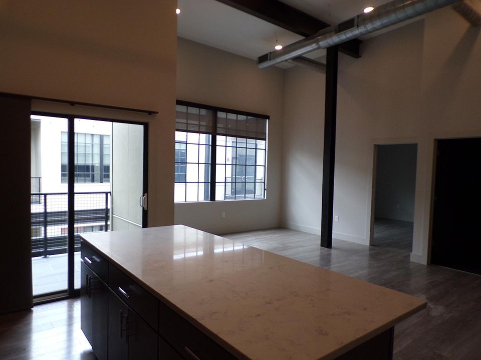 1st image of 1910 Washington Ave APT 112
