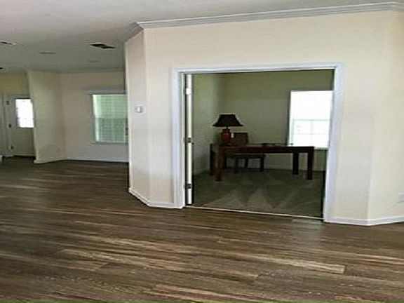 2nd image of 13318 Sea Breeze Ln #Wbcijy
