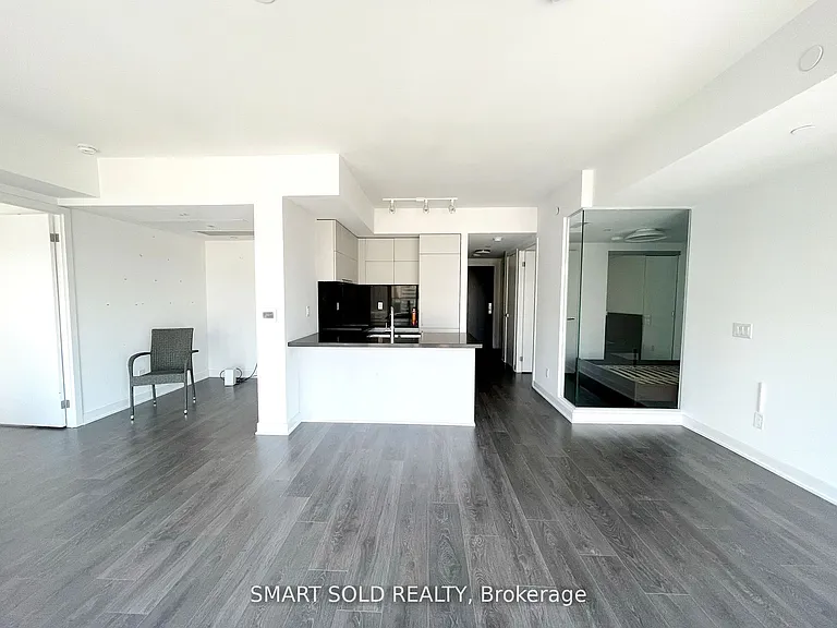 188 Cumberland St #2004 — Photo 2
