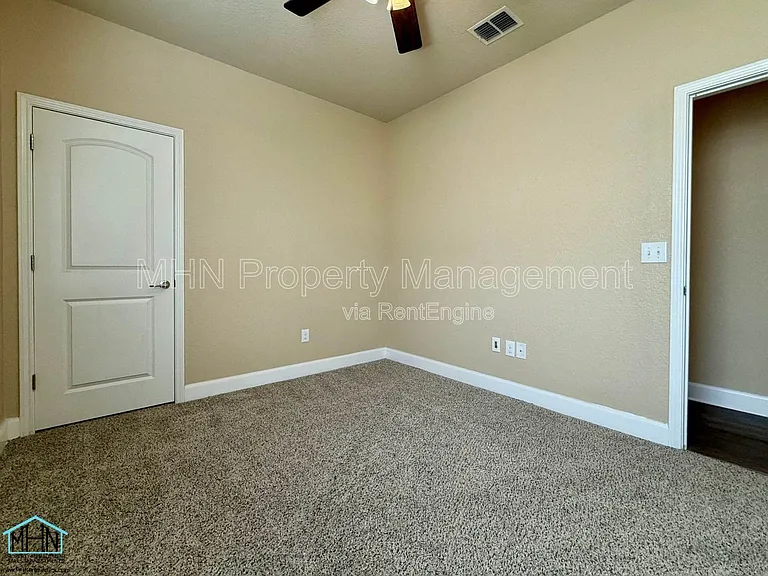 12807 Waterlily Way — Photo 17