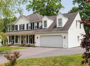 242 Arrowhead Ln, Stuarts Draft, VA 24477