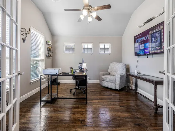 1028 Crest Meadow Dr, Haslet, TX 76052