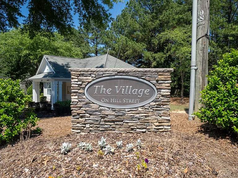 The Village on Hill Street — Photo 4