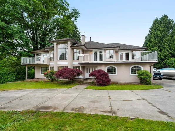 21105 River Rd, Maple Ridge, BC V2X 2A1