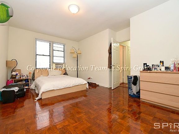 4th image of 3091 Crescent St APT 1B