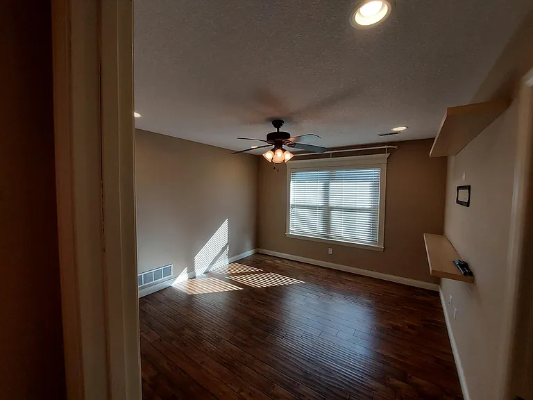 5000 Loyalist Ln — Photo 8
