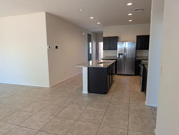 36488 W Barcelona Ln — Photo 4