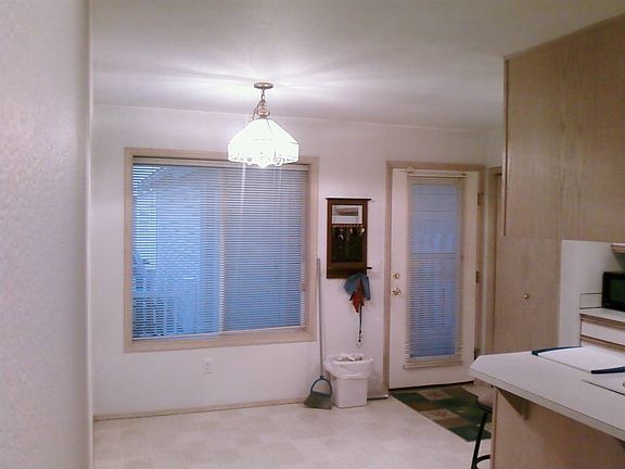 5th image of 5117 Green Hills Ave NE