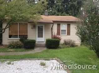 9486 Maynard Rd, Clay, MI 48001