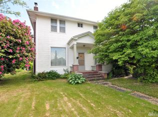 704 7th Ave SW, Puyallup, WA 98371