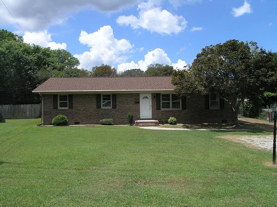1st image of 111 Westover Dr
