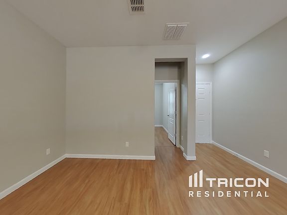 4th image of 40154 W Walker Way