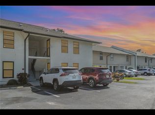 2111 Crystal Dr APT 2, Fort Myers, FL 33907