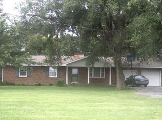 821 SW 1st Ln, Jasper, MO 64755