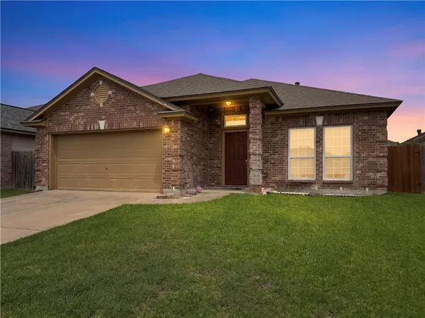 1131 Imperial St, Portland, TX 78374