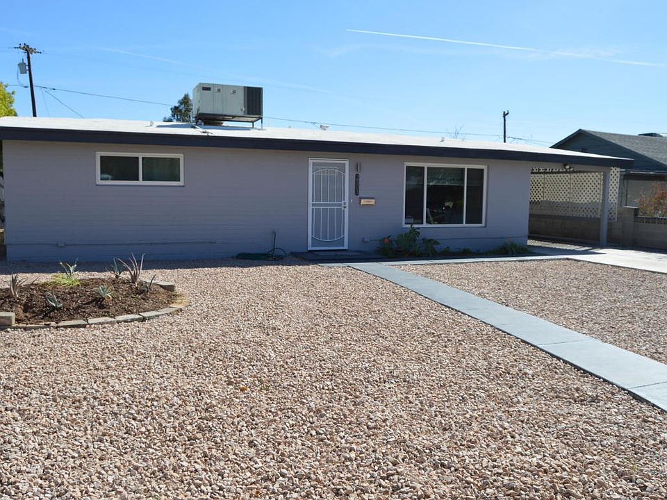 1st image of 2501 E Amelia Ave