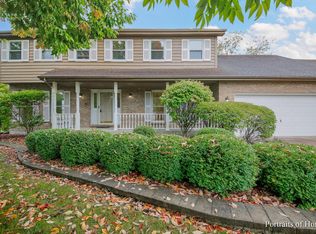 2755 Newport Dr, Naperville, IL 60565