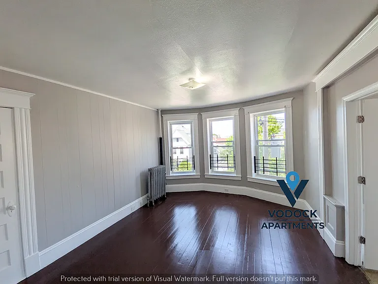 168 Essex St #3L — Photo 15