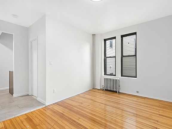 2nd image of 243 13th St APT 18