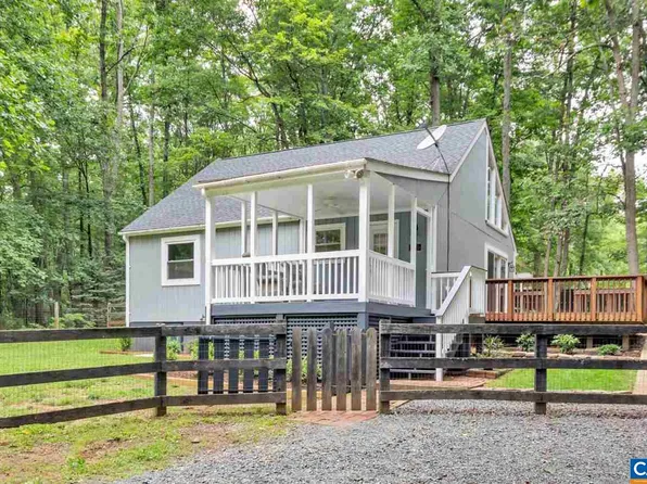 360 Fence Rd, Earlysville, VA 22936