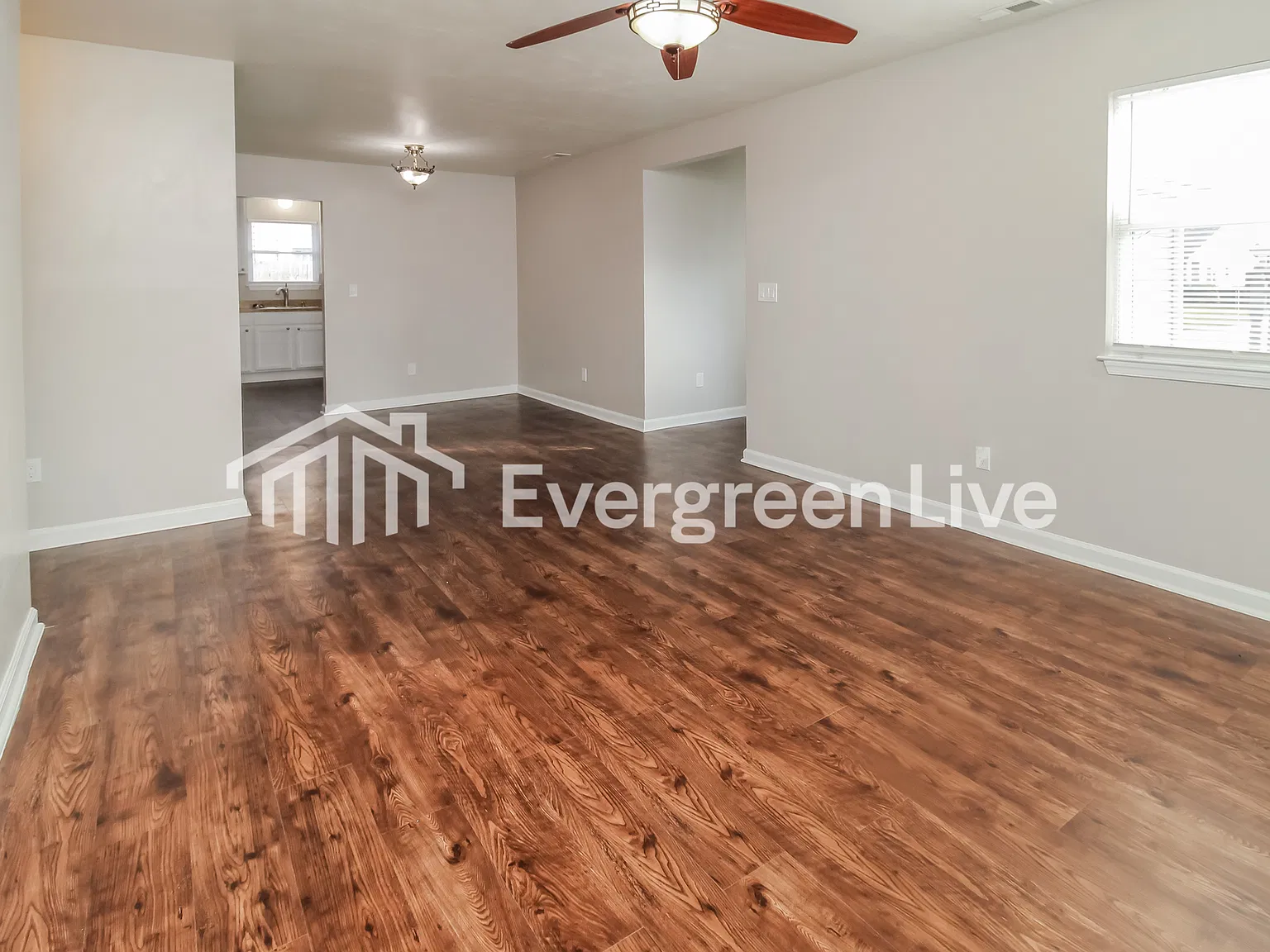 3 bed, 2.0 bath, 1680 sqft, $2,195 — Photo 2