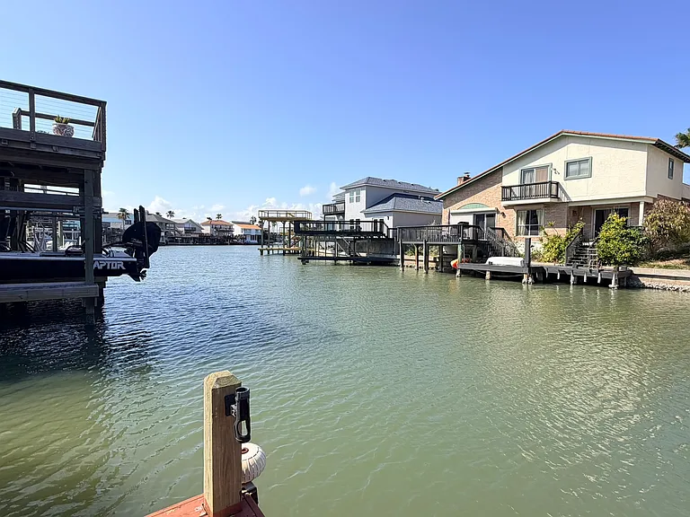 13806 Primavera Dr — Photo 41