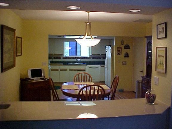 eating area of kitchen