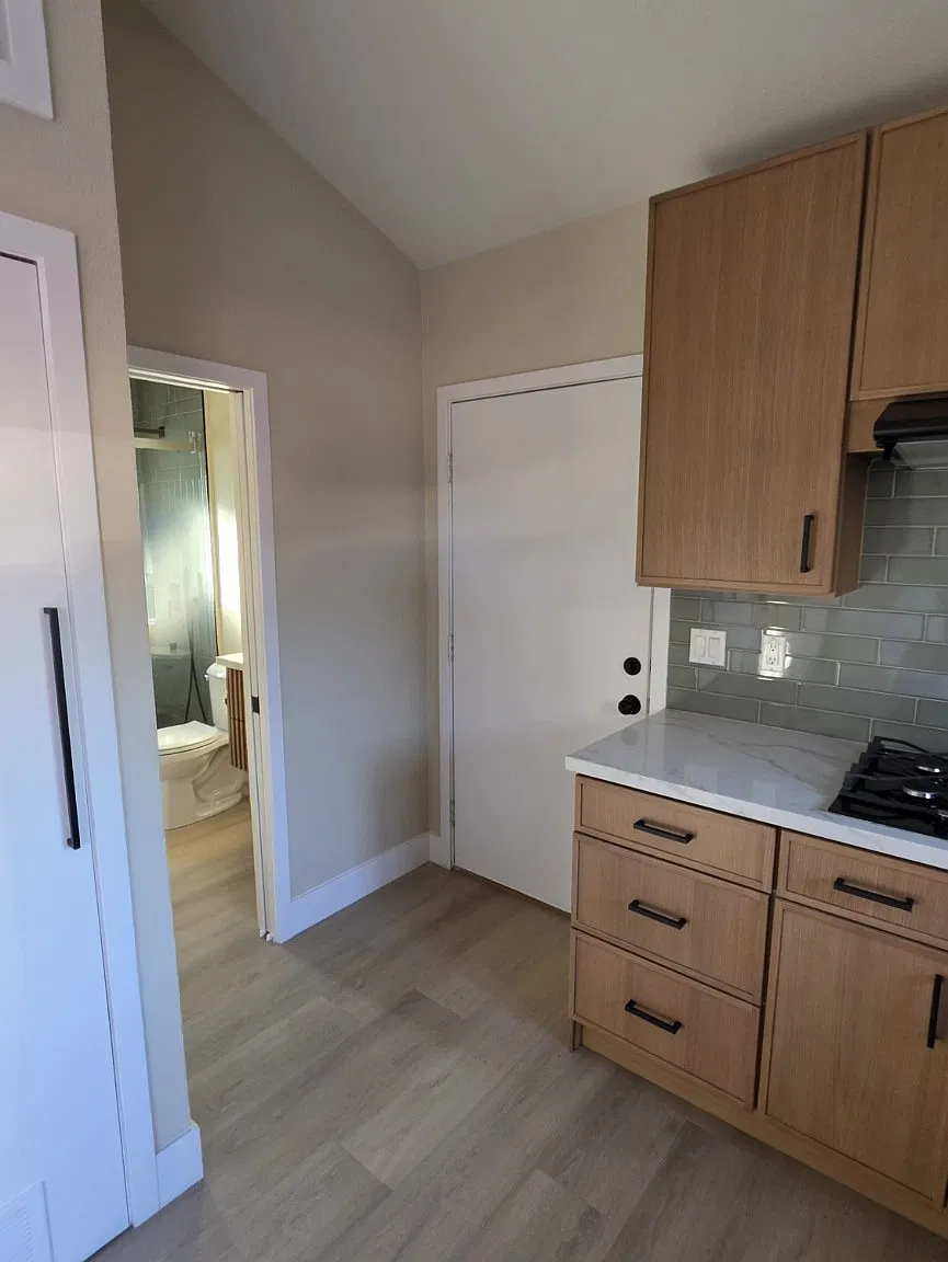 5920 Gaviota Ave — Photo 3